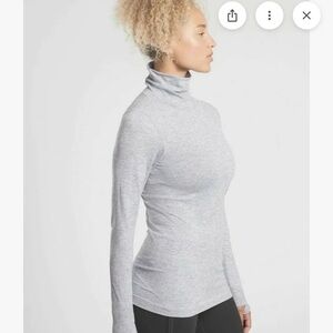 Athleta Heather Gray Long Sleeve Turtleneck NWT